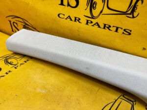 POSZYCIE OSŁONA OBUDOWA SŁUPKA PRZÓD A LEWY LEWA AUDI A8 D5 2TG