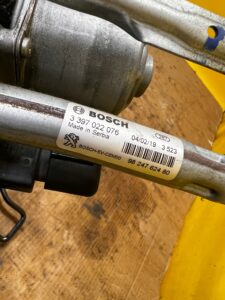 MECHANIZM WYCIERACZEK PRZÓD CITROEN DS7 CROSSBACK X74 PEUGEOT 5008 II EU