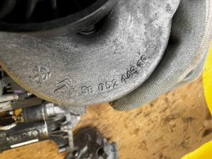 ŁAPA MOCOWANIE UCHWYT ALTERNATORA CITROEN DS7 CROSSBACK X74 2.0 BLUE HDI