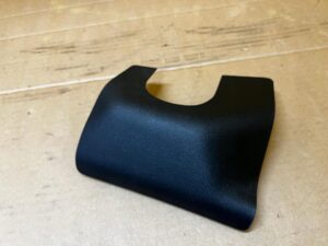 POSZYCIE OSŁONA OBUDOWA SŁUPKA C TYŁ PRAWY PRAWA RENAULT KOLEOS II