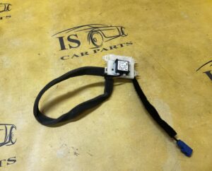 ANTENA RADIA WZMACNIACZ SYGNAŁU ANTENY GPS RENAULT CLIO IV