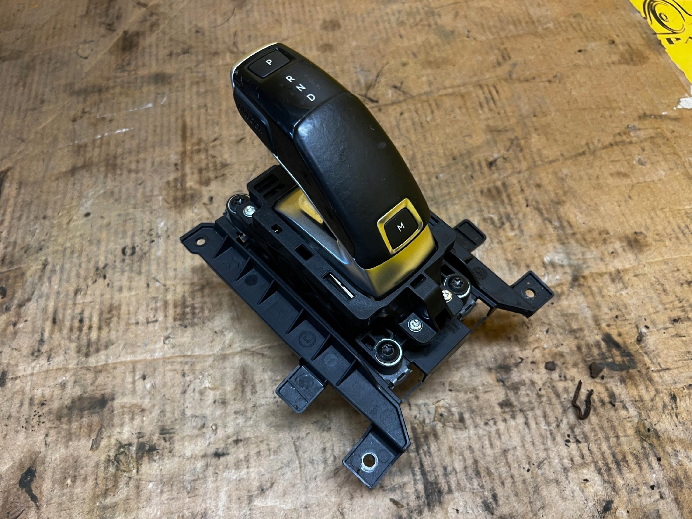 WYBIERAK LEWAREK GAŁKA ZMIANY BIEGÓW AUTOMAT CITROEN DS7 CROSSBACK X74