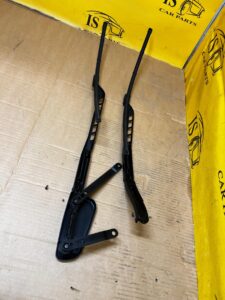 KOMPLET RAMIONA WYCIERACZKI PRZÓD MERCEDES GL X166 LHD