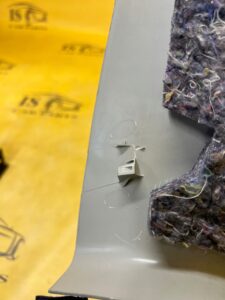 POSZYCIE OSŁONA OBUDOWA SŁUPKA C TYŁ PRAWY PRAWA RENAULT CLIO IV