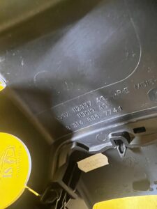 OSŁONA OBUDOWA KOLUMNY KIEROWNICZEJ CITROEN DS7 CROSSBACK X74 EU