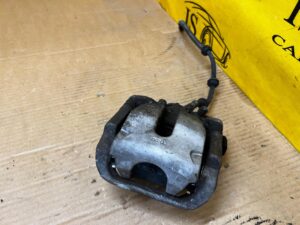 ZACISK HAMULCOWY ELEKTRYCZNY TYŁ LEWY MERCEDES GL X166