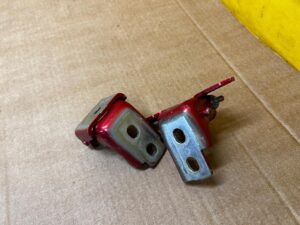 KOMPLET ZAWIASY DRZWI PRZÓD TYŁ PRAWY RENAULT CLIO IV TENNP