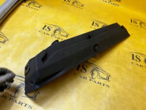 OSŁONA BOCZEK MOCOWANIE PÓŁKI BAGAŻNIKA TYŁ PRAWY DACIA DUSTER II