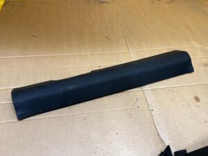 LISTWA OSŁONA NAKŁADKA PROGU PRZÓD PRAWY PRAWA RENAULT KOLEOS II