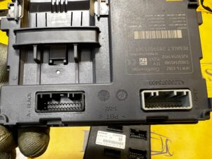 STACYJKA CZYTNIK MODUŁ KARTY RENAULT CLIO IV