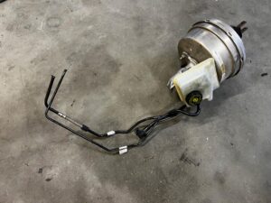 SERWO POMPA HAMULCOWA MERCEDES GLS X166