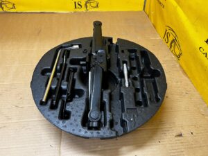 ZESTAW NAPRAWCZY LEWAREK KLUCZ DO KÓŁ MERCEDES GL X166