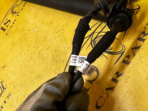 KOMPLET SIŁOWNIKI ELEKTRYCZNE KLAPY TYŁ BAGAŻNIKA CITROEN DS7 CROSSBACK X74