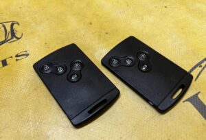 2 X NOWY KLUCZYK KARTA PILOT RENAULT CLIO IV