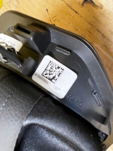 OBUDOWA OSŁONA KOLUMNY KIEROWNICZEJ MERCEDES GL X166