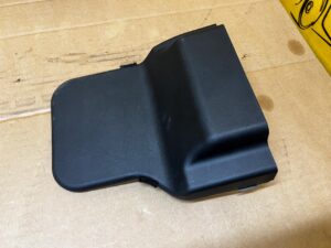 OSŁONA ZAŚLEPKA FOTELA PRZÓD PRAWY PRAWA RENAULT KOLEOS II