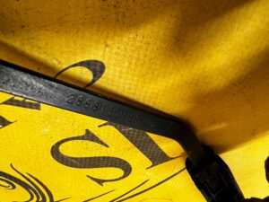 KOMPLET RAMIONA WYCIERACZKI PRZÓD RENAULT CLIO IV EU