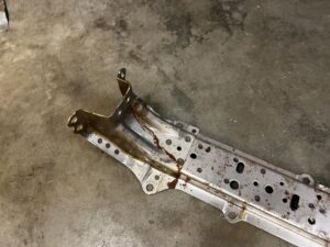 WSPORNIK MOCOWANIE BLACHA RENAULT KOLEOS II