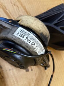 WSPORNIK PODUSZKA MOCOWANIE SILNIKA LEWA LEWY MERCEDES GL X166 3.0 CDI