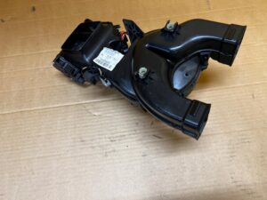 DMUCHAWA NAGRZEWNICA TYŁ MERCEDES GL X166