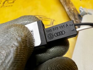 OSŁONA PRZECIWSŁONECZNA SŁONECZNIK LEWA AUDI A8 D5 EU 2TG