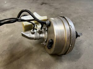 SERWO POMPA HAMULCOWA MERCEDES GLS X166