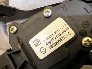 KOMPLET PEDAŁ POTENCJOMETR GAZU HAMULCA SPRZĘGŁA RENAULT CLIO IV EU