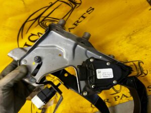 KOMPLET PEDAŁ POTENCJOMETR GAZU HAMULCA SPRZĘGŁA RENAULT CLIO IV EU