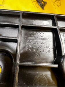 KOMPLET UCHWYT MOCOWANIE PROGU PRAWE PRAWY AUDI A8 D5 LONG