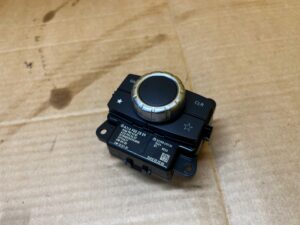 PANEL PRZEŁĄCZNIK POKRĘTŁO STEROWANIA NAWIGACJĄ MERCEDES GL X166