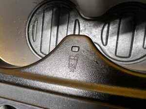 SCHOWEK UCHWYT NA KUBKI CUPHOLDER DREWNO MERCEDES GL X166