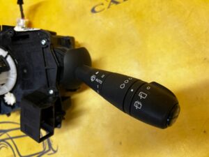 PAJĄK PRZEŁĄCZNIK ZESPOLONY RENAULT CLIO IV