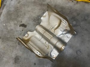 BLACHA OSŁONA TERMICZNA MERCEDES GL X166