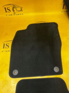 KOMPLET DYWANIKI WYCIERACZKI WELUROWE AUDI A8 D5 LONG EU NOWE OEM