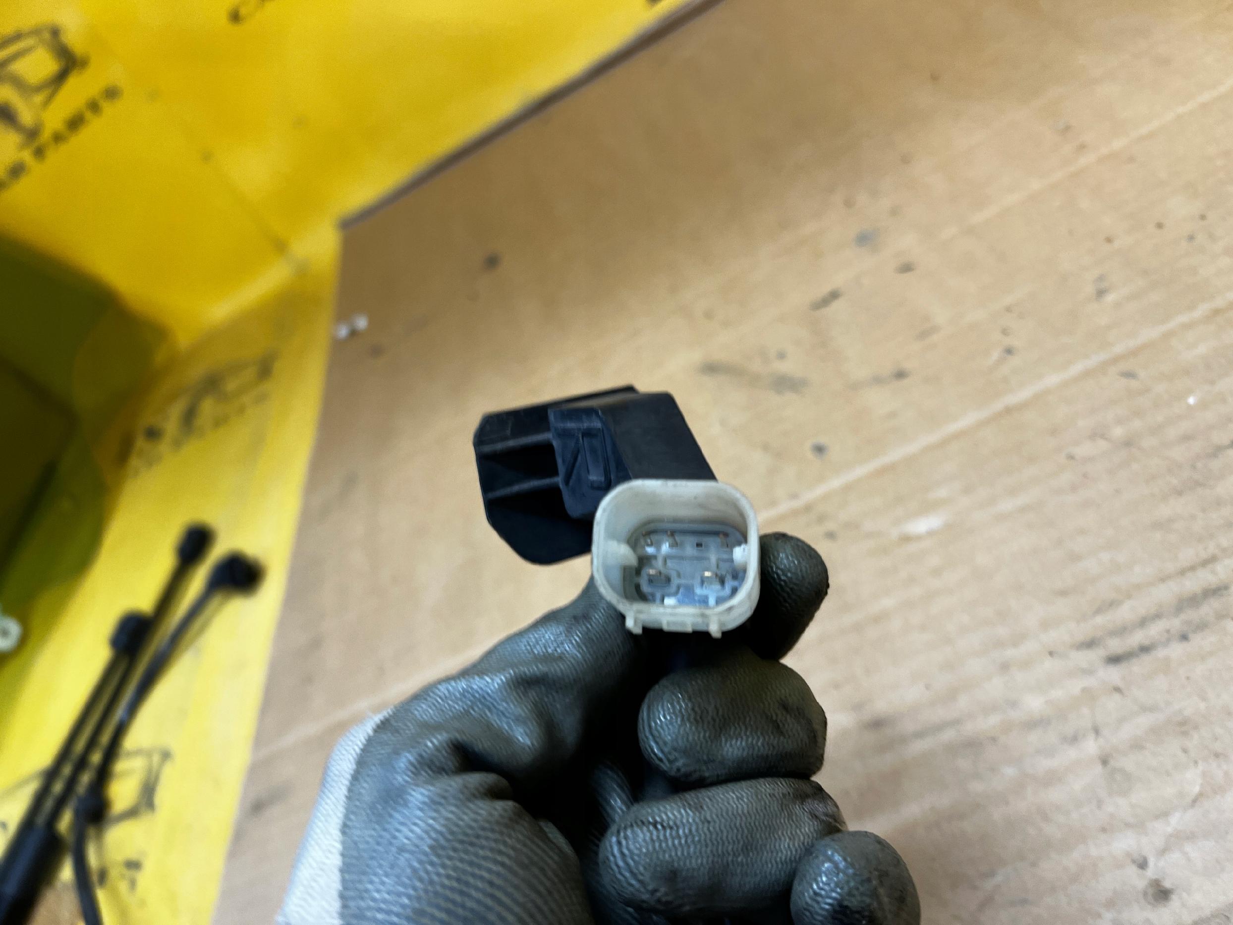 PRZEWÓD WIĄZKA KABEL ZACISKU HAMULCA ABS TYŁ PRAWY MERCEDES GL X166