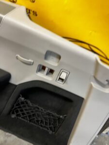 TAPICERKA BOCZEK BAGAŻNIKA TYŁ PRAWY PRAWA MERCEDES GL X166 ALPACA GRAY