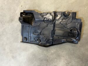 PŁYTA OSŁONA PODWOZIA CITROEN DS7 CROSSBACK X74