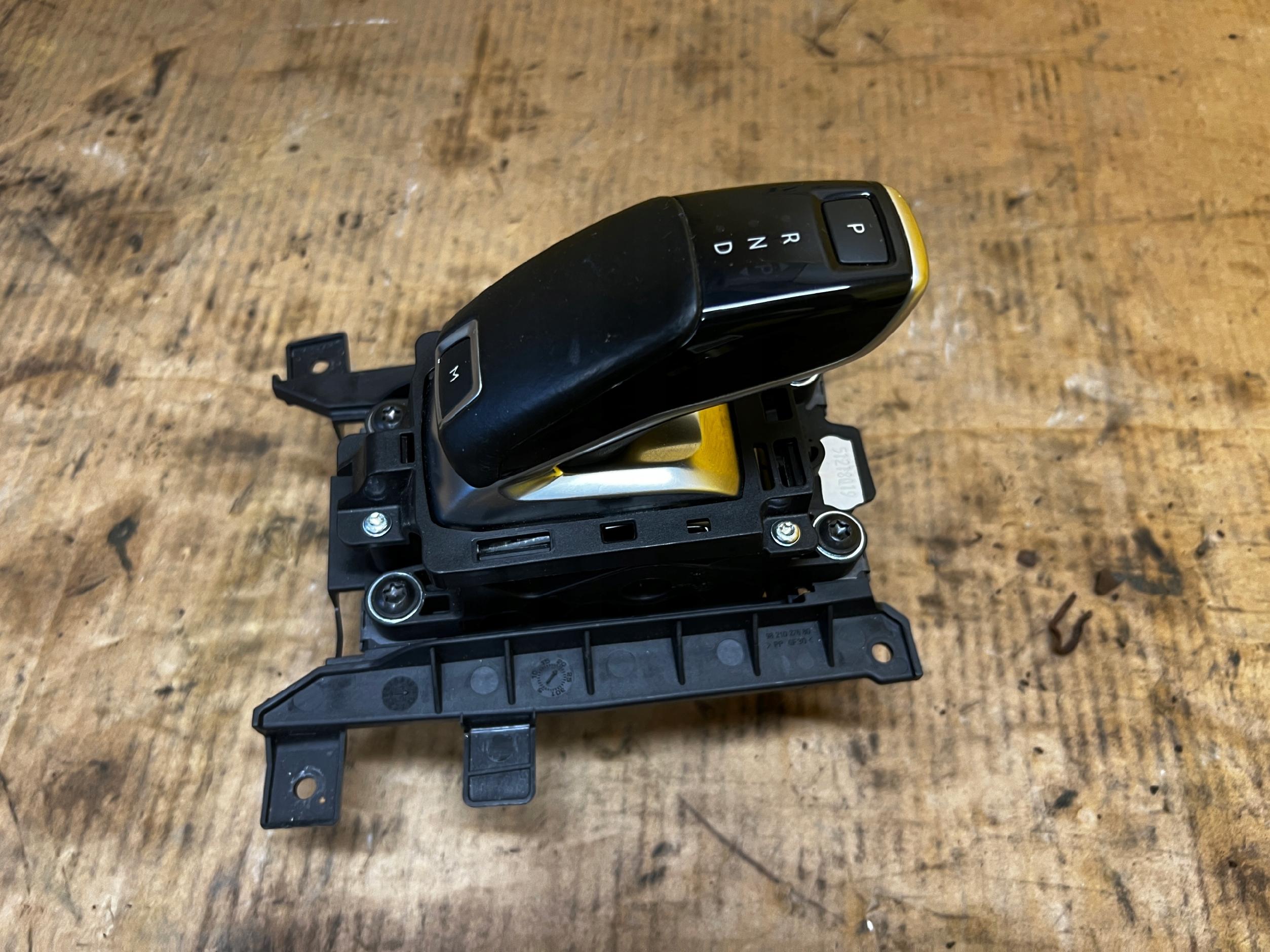 WYBIERAK LEWAREK GAŁKA ZMIANY BIEGÓW AUTOMAT CITROEN DS7 CROSSBACK X74