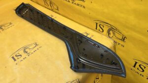 OSŁONA TAPICERKA BOCZEK TUNELU ŚRODKOWEGO SKÓRA PRAWA PRAWY AUDI A8 D4