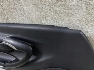 BOCZEK TAPICERKA DRZWI CPRZÓD SKÓRA PORSCHE CARRERA 911 996