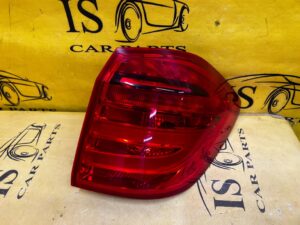 LAMPA TYŁ TYLNA PRAWY PRAWA MERCEDES GL X166 USA