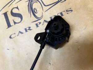 LINKA CIĘGNO OTWIERANIA MASKI POKRYWY SILNIKA PRZÓD FORD KUGA MK3