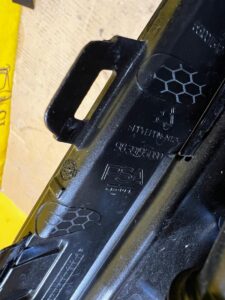 LAMPA PRZECIWMGIELNA HALOGEN KRATKA PRZÓD LEWA LEWY LED OPEL ASTRA L VI 6