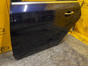 DRZWI LEWA STRONA LEWY TYŁ MERCEDES GL X166 890 2013R