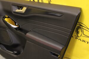 TAPICERKA BOCZEK DRZWI PRZÓD PRAWY FORD KUGA MK3 LIFT ST-LINE EU