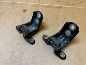 KOMPLET ZAWIASY DRZWI PRZÓD LEWY RENAULT KOLEOS II