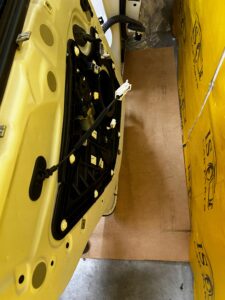 DRZWI LEWA STRONA LEWY PRZÓD TYŁ FORD KUGA MK3 LIFT FROZEN WHITE 2024R