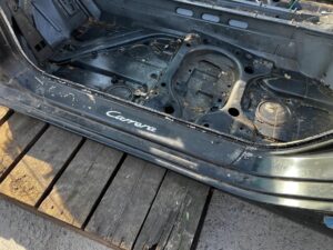 KAROSERIA ĆWIARTKA PAS BŁOTNIK TYŁ TYLNY PORSCHE CARRERA 911 996 CABRIO