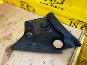 PODSZYBIE GÓRNE PLATIKOWE LEWE PORSCHE CARRERA 911 996 LHD