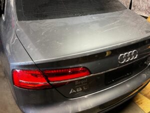 KPL KLAPA BAGAŻNIKA ZDERZAK TYŁ LAMPY AUDI A8 D4 LIFT LONG 4.0 TFSI USA
